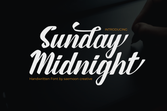 Sunday Midnight: The Elegant Script Font for Polished Branding